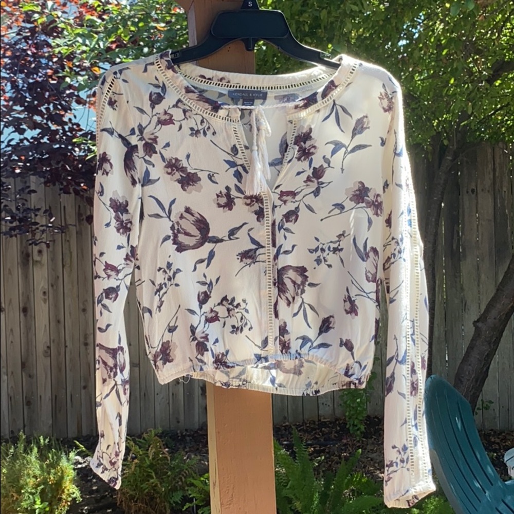 Kendall & Kylie Floral Blouse